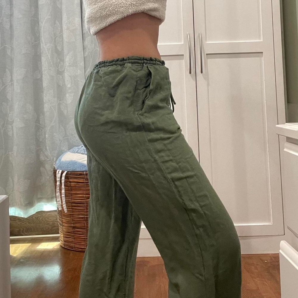 Women's Green Casual Pants
